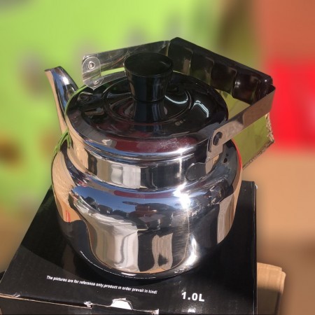 ابريق شاي تقليدي   750 مل عنق عالي ستانلس مقبض اسود عظم